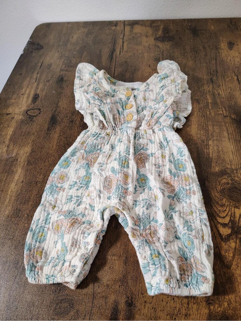 Baby Girl 0-3 mo Jumper one piece floral %100 Cotton Catherine Malandrino Baby - Picture 2 of 5